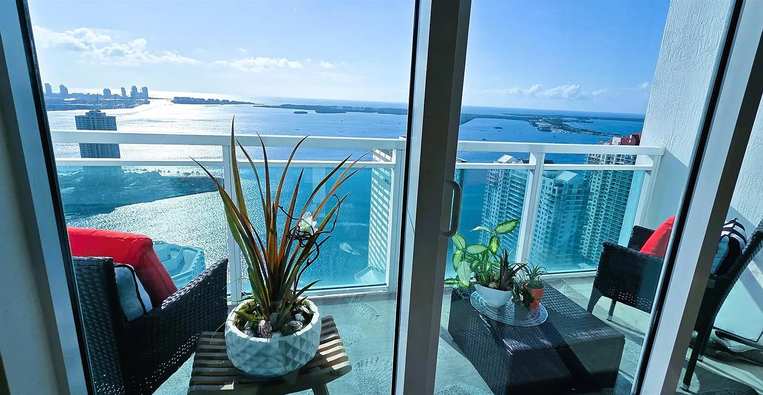 2 bed, 1436 sqft, $7,400 — Photo 1