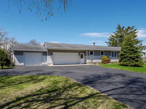 6709 County Road G, Gillett, WI 54124