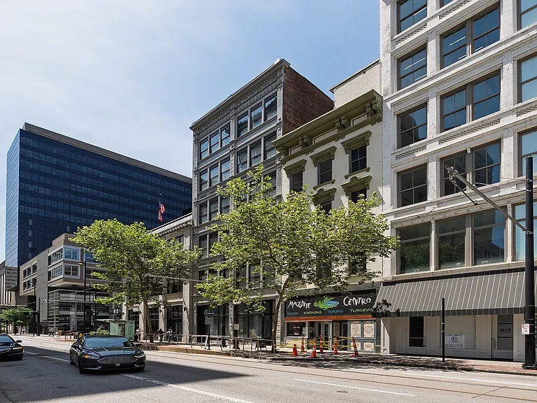 607 Main St #6 — Photo 5