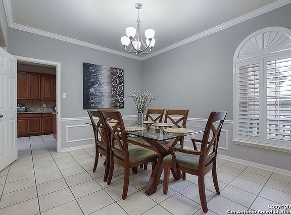 4th image of 8707 Stoney Brook Dr