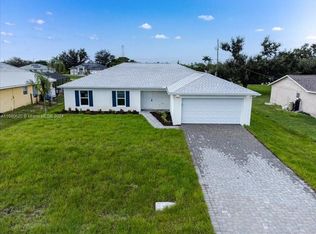 1824 NW 2nd Pl, Cape Coral, FL 33993