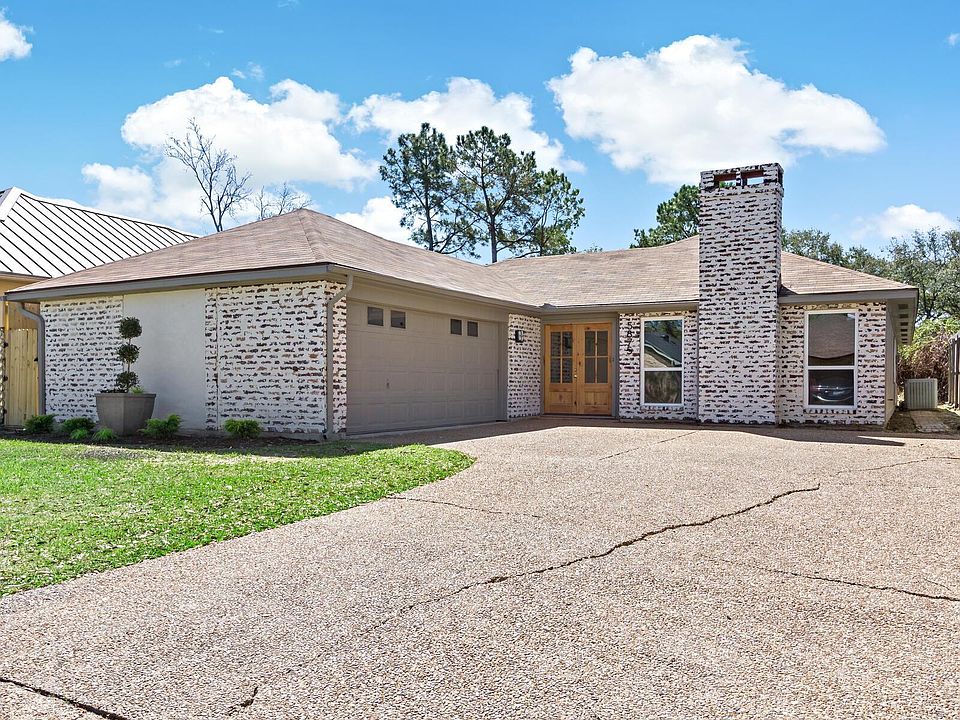 1st image of 5875 Woodway Dr