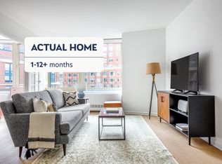400 Chambers St APT 15R, New York, NY 10282