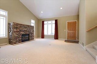 3rd image of 7069 Glencreek Dr SE