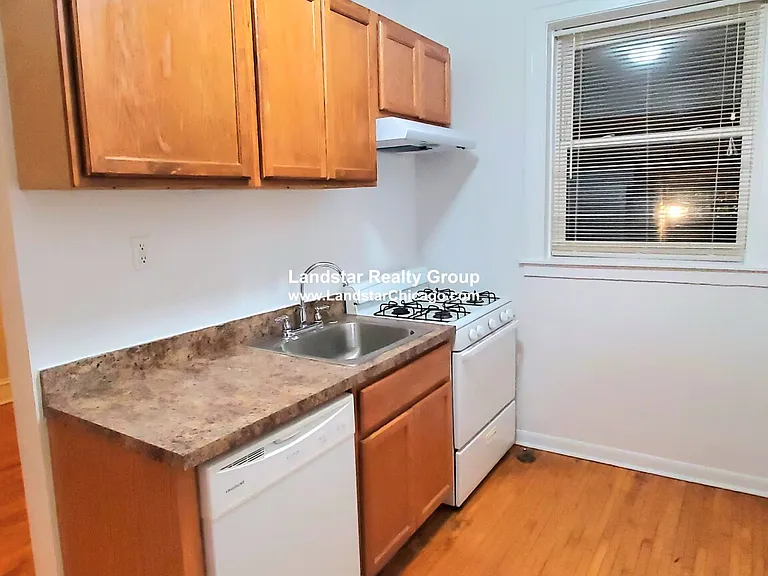 1366 W Estes Ave #2S — Photo 9