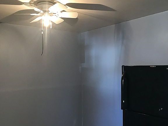 2nd image of 3318 Summerdale Ave