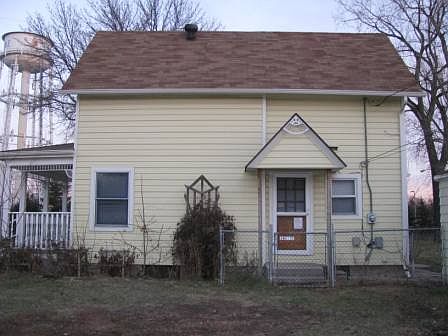 2nd image of 4801 41st Ave N