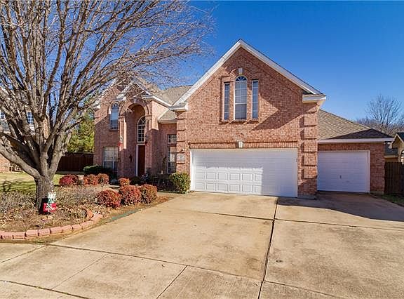4th image of 110 Whitney Dr