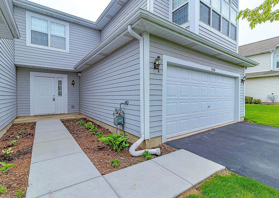 2nd image of 1240 Dunamon Dr