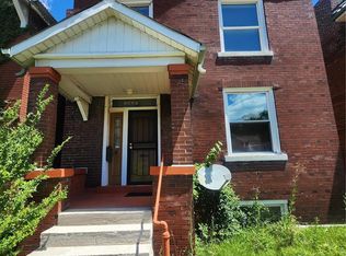 5827 Highland Ave, Saint Louis, MO 63112