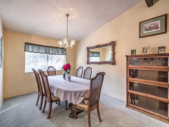 3rd image of 1609 Trineo Ct