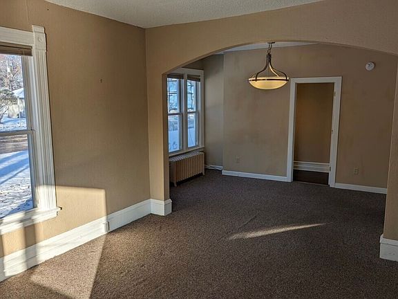 5th image of 601 Walnut St #417