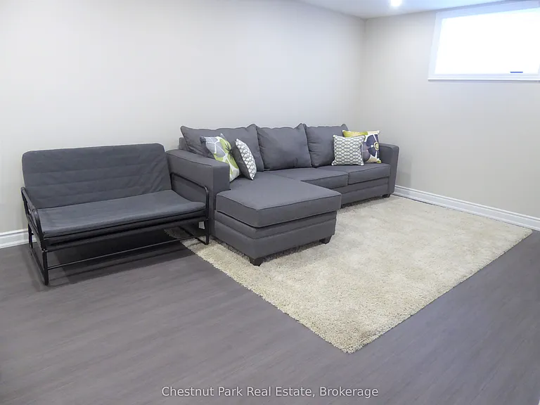 23 Green Briar Dr — Photo 28