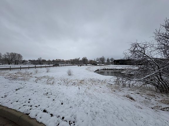 5th image of 2300 Wetlands Dr