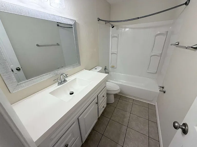 702 W Park St #702 — Photo 8