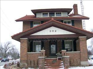 302 W Cleveland Ave, Heyworth, IL 61745