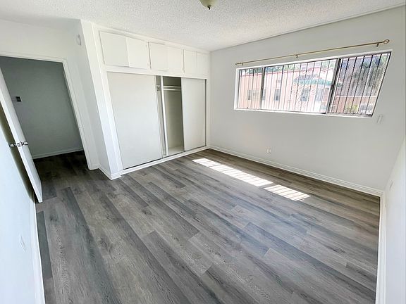 4th image of 4240 S Figueroa St #9653986