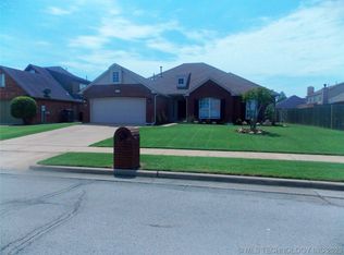8814 N 134th East Ave, Owasso, OK 74055