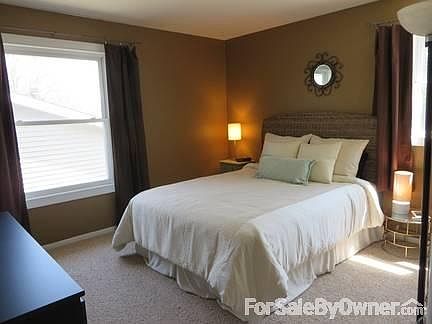 Master Bedroom
						:
						Natural light from two large windows and adjacent full bath.