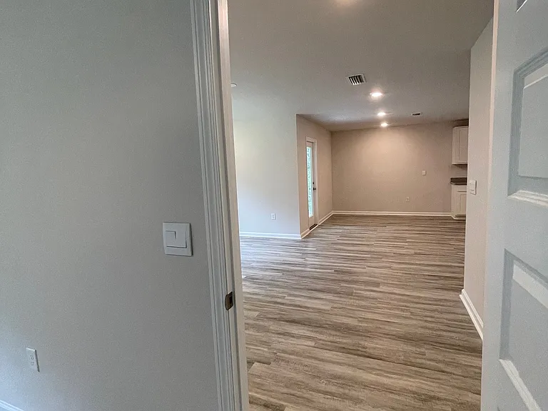 8661 Pathstone Blvd — Photo 20