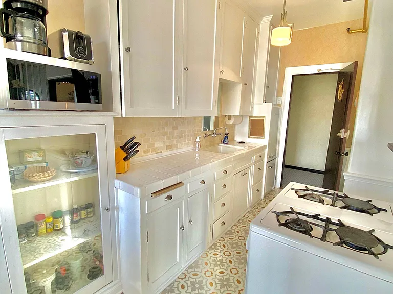 3825 Bluff Pl #8 — Photo 16