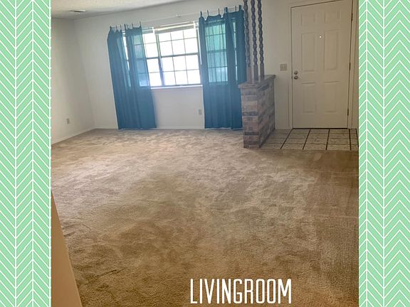 Entry and formal livingroom