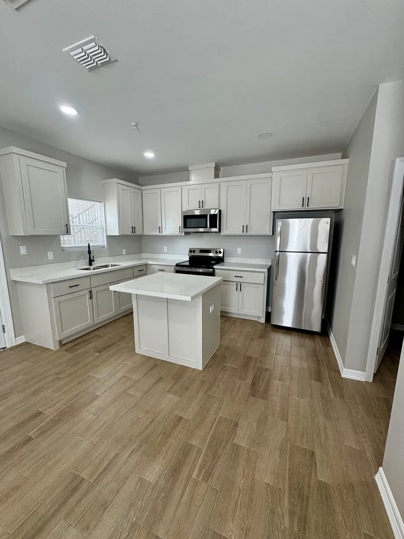 800 Ragland Street - Apt. 2 — Photo 1