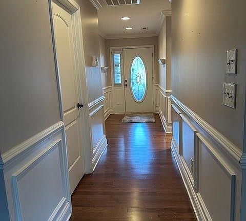 4th image of 613 Elsie Jean Way
