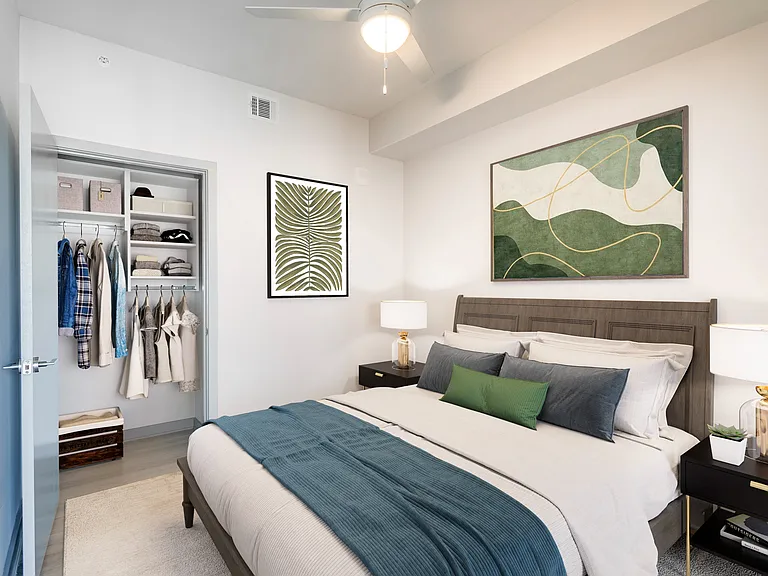 Studio Bedroom with Spacious Closet