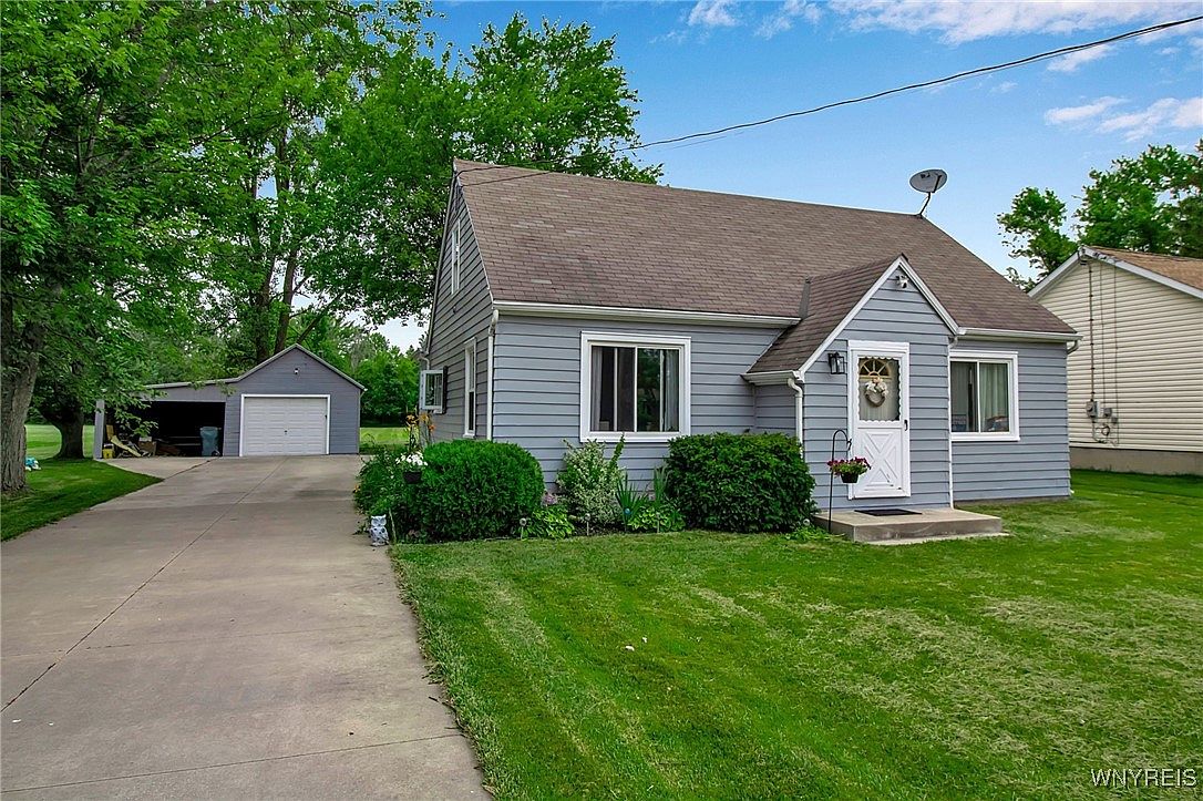 3029 Stieg Rd, North Tonawanda, NY 14120 | Zillow
