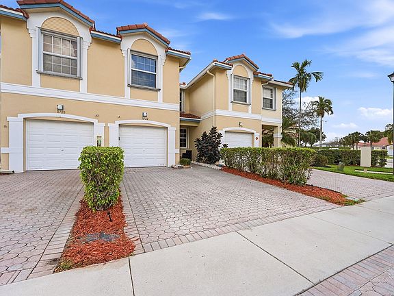 3rd image of 11722 NW 47th Drive