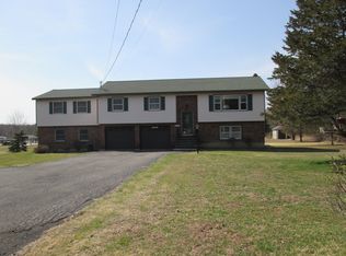 2611 Phillips Rd, Castleton, NY 12033