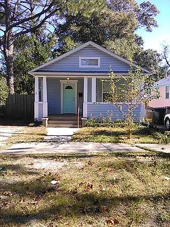 2nd image of 814 N 13th Ave