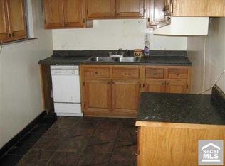 11900 Arkansas St, Artesia, CA 90701