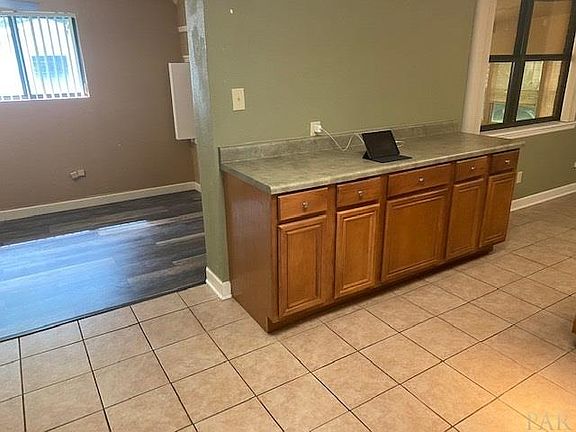 5th image of 1026 Kearny Dr