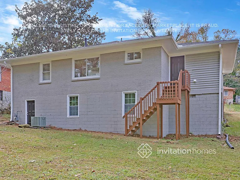 1958 Laurel Ln — Photo 23