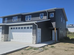 5208 Welder Ave, Bismarck, ND 58503