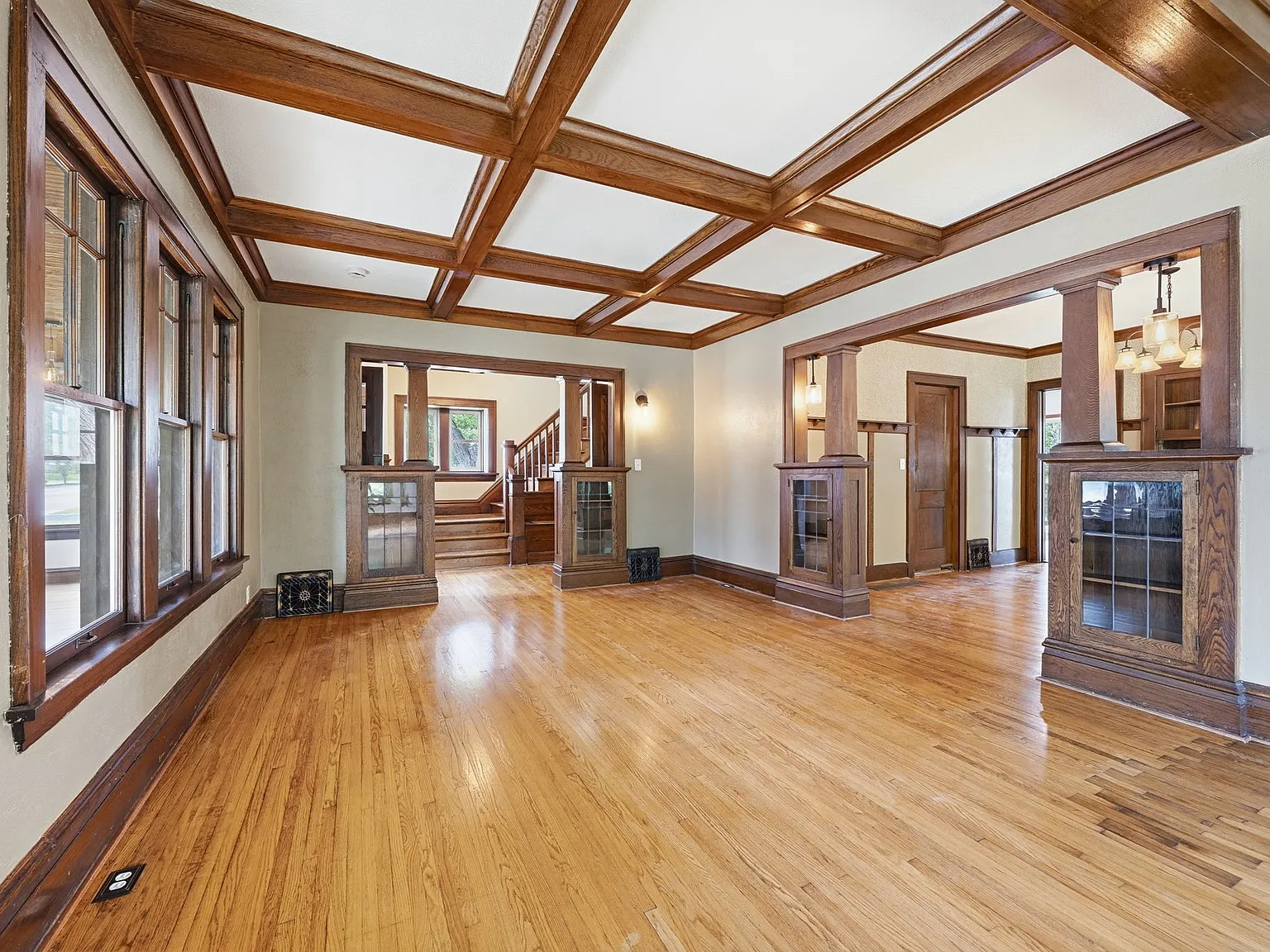 4 bed, 3078 sqft, $2,400 — Photo 4