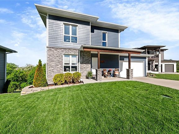 5th image of 3728 S Thompson Cir