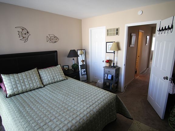 5th image of 233 S Ventura Rd Unit 131