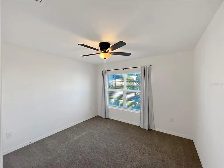 5563 SW 43rd Ct — Photo 32