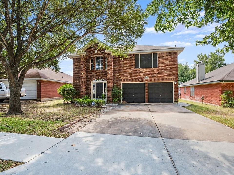 1st image of 16919 Dashwood Creek Dr