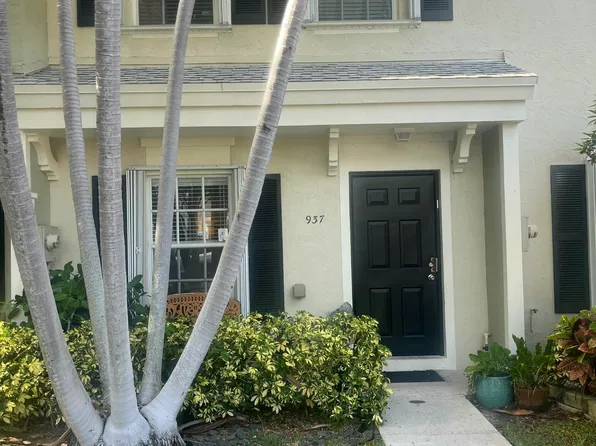 937 Kokomo Key Ln, Delray Beach, FL 33483