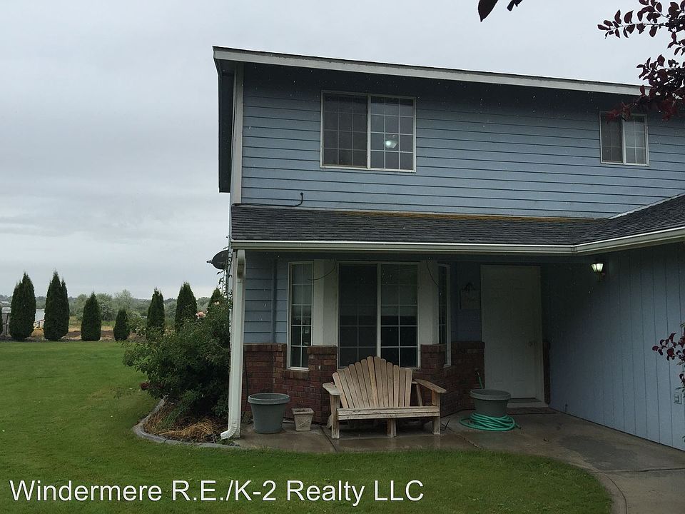 1st image of 11479 Crystal Ct NE