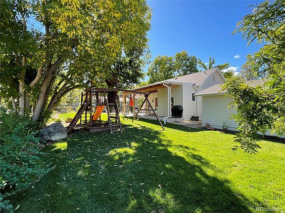 2nd image of 1140 Lincoln Avenue
