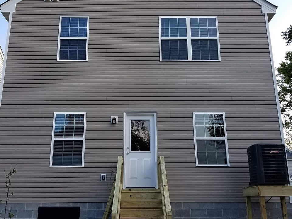 2nd image of 929 Middle St
