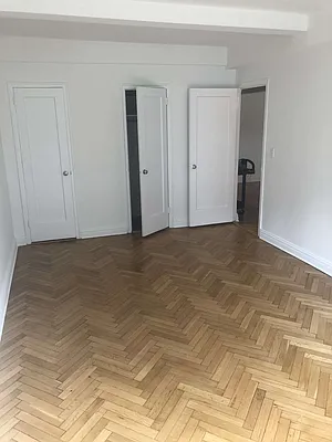 Rented by Punia & Marx Inc. | media 19