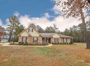135 Rexanne Dr, Hampton, AR 71744