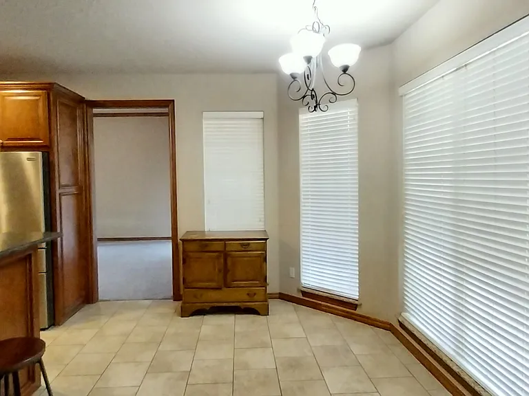 17020 Wales Green Ave — Photo 5