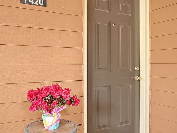 3rd image of 15822 NE Leary Way #5-206